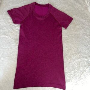 Lululemon Swiftly Tech Top